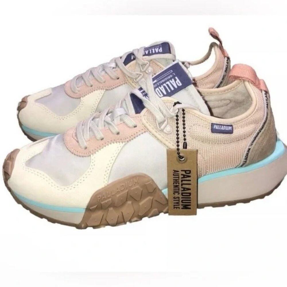 NEW Palladium Troop Moonbeam Runner sneakers in size 6.5 w/ tags and box.